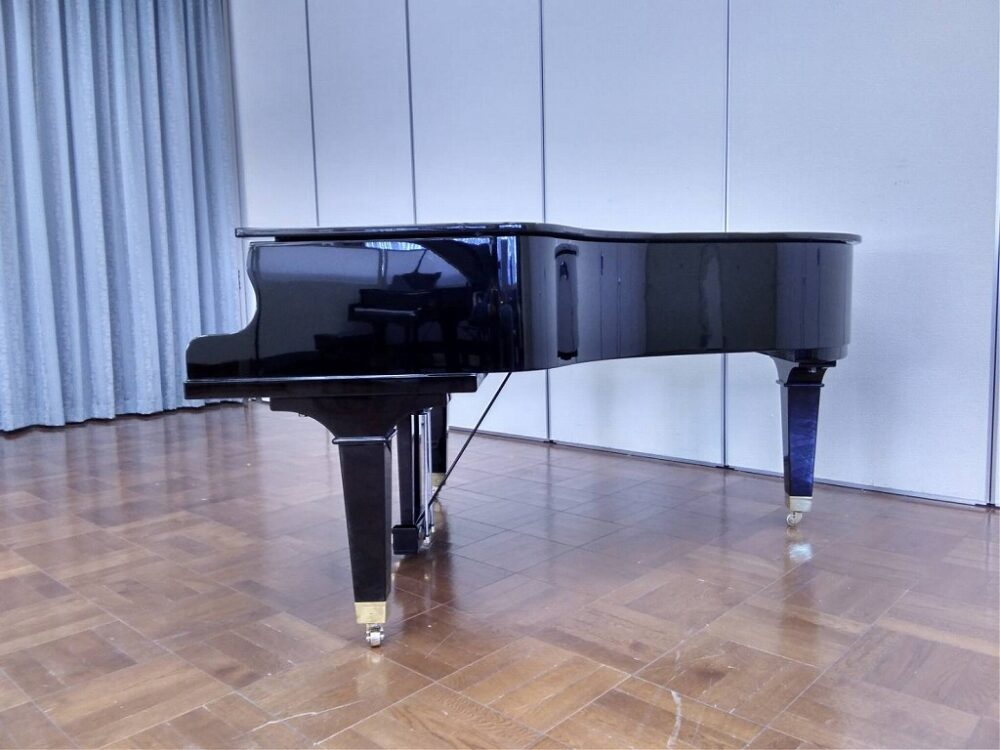 Used piano A-30 overall picture4